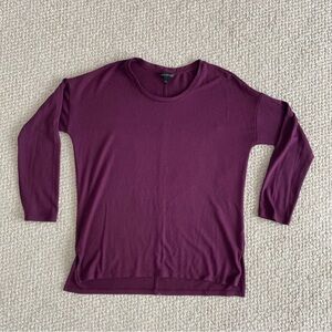 Banana Republic Rich Plum Women’s Crew Neck Lightweight Sweater Size Small